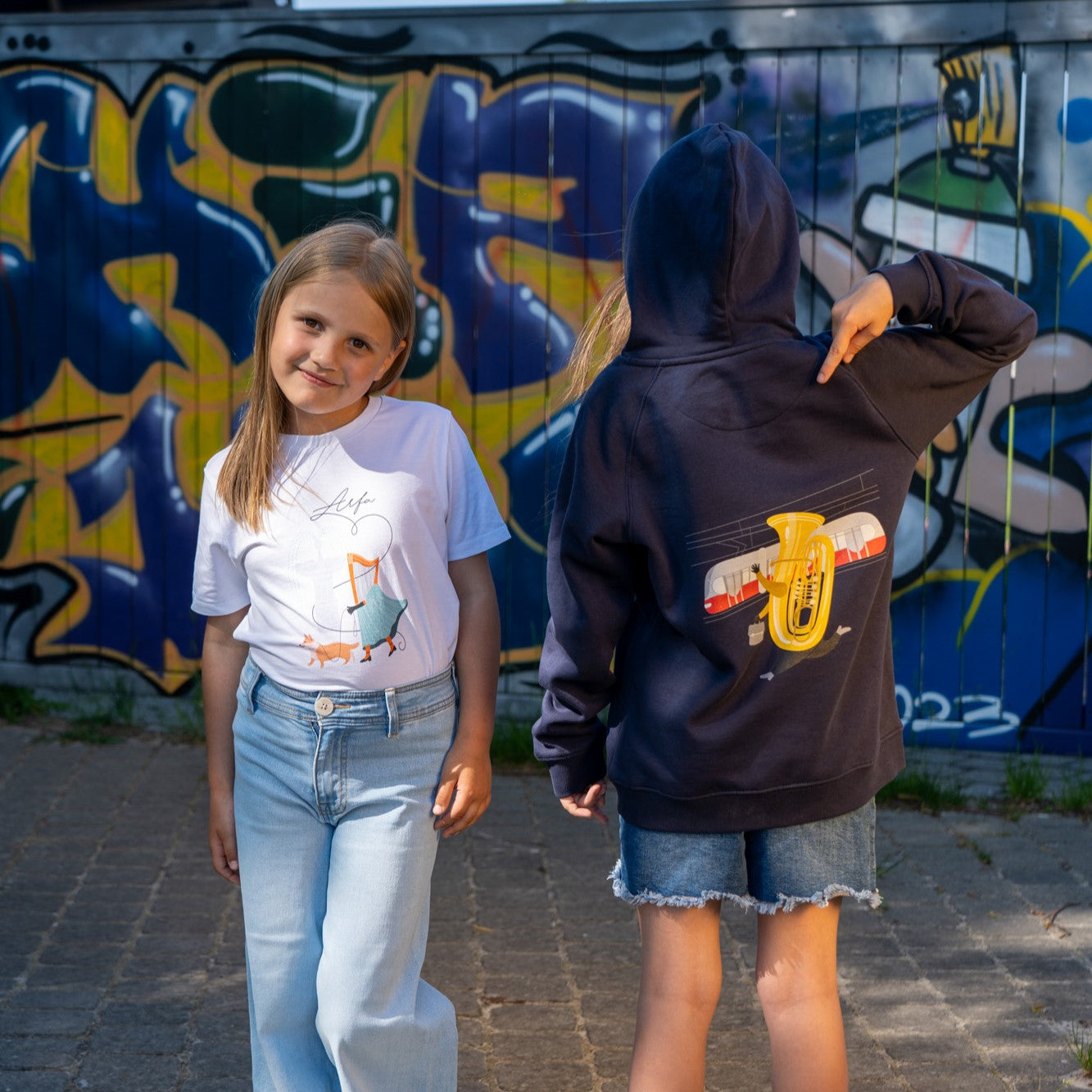 Children's sweater with hood TUBA